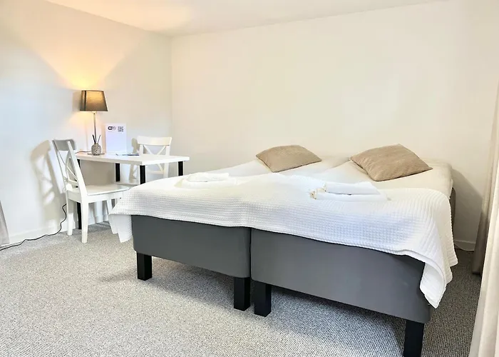 Modernt Boende, Fri Parkering & Bra Foerbindelser